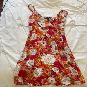 Floral dress! Forever 21 size S.